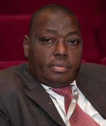 Professeur Momo Bangoura